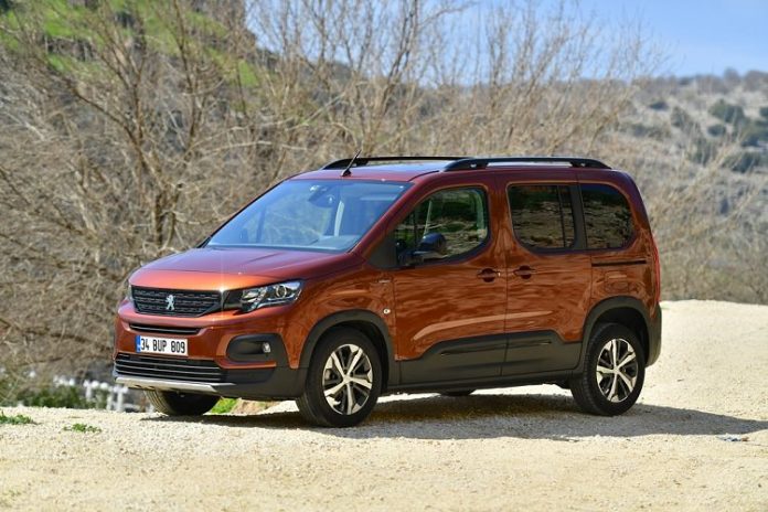 Peugeot_Rifter_Görseller